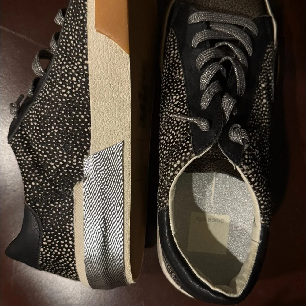 Dolce Vita Black and White Women's Sneakers - Picture 2 of 4